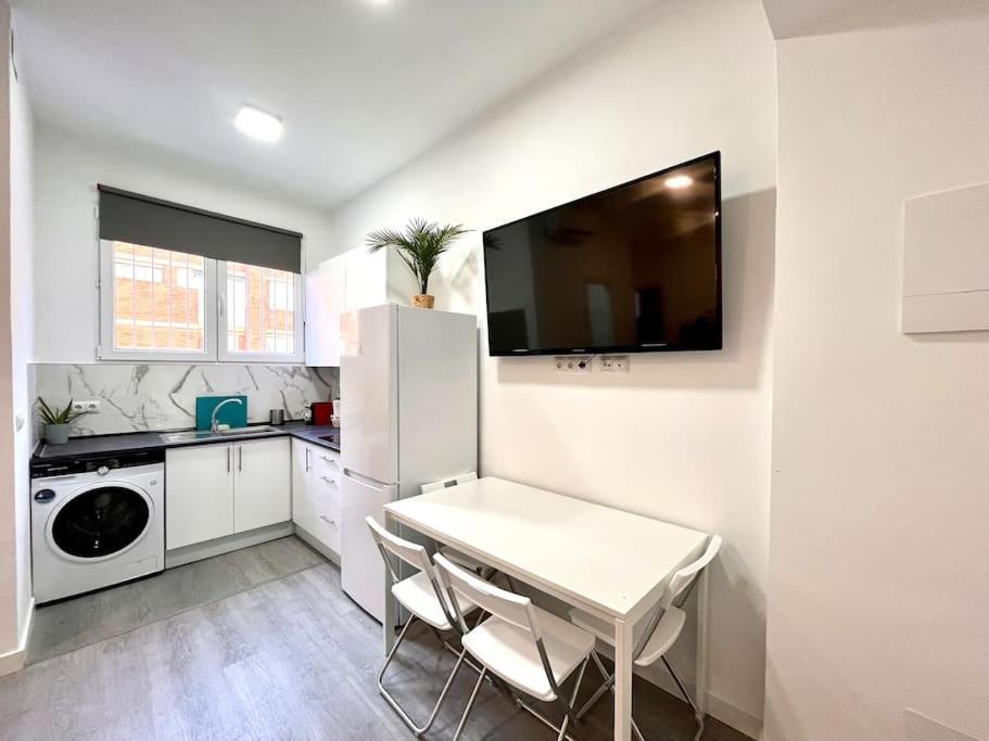 Cool Space Мадрид Экстерьер фото